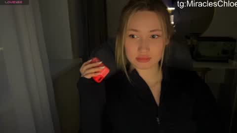 Snapshot of _chloe_miller_ chatting on 07.16.26 _chloe_miller_ online show from 07.16.26