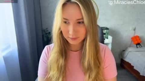 Snapshot of _chloe_miller_ chatting on 07.20.26 _chloe_miller_ online show from 07.20.26