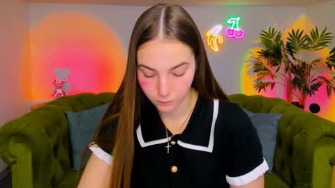 Erika online show from 11.18.25