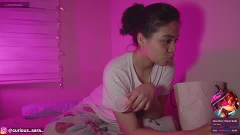 Snapshot of _curiouskitten_ chatting on 11.08.25 sara again3 online show from 11.08.25