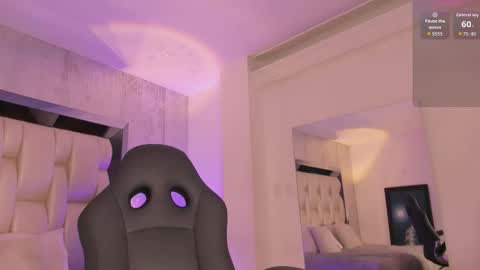     online show from 11.11.25