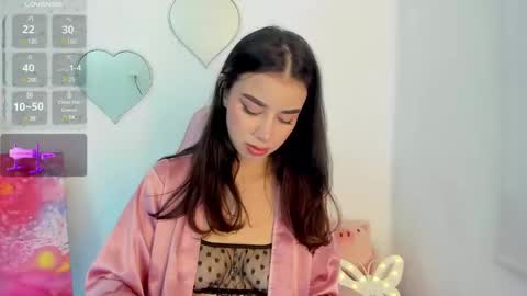 Snapshot of _cute_isabella_ chatting on 02.21.25 _cute_isabella_ online show from 02.21.25