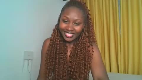 Snapshot of _cutestephanie chatting on 10.25.25 STEPH online show from 10.25.25