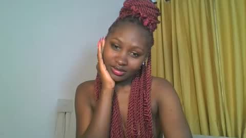 Snapshot of _cutestephanie chatting on 11.21.25 STEPH online show from 11.21.25