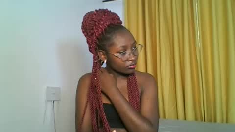 Snapshot of _cutestephanie chatting on 12.15.25 STEPH online show from 12.15.25