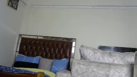 Snapshot of _daddyslittlemonster_ chatting on 12.31.24 lily online show from 12.31.24