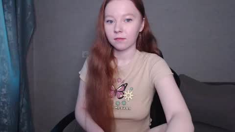 Snapshot of _damnbaby chatting on 01.11.25 _damnbaby online show from 01.11.25