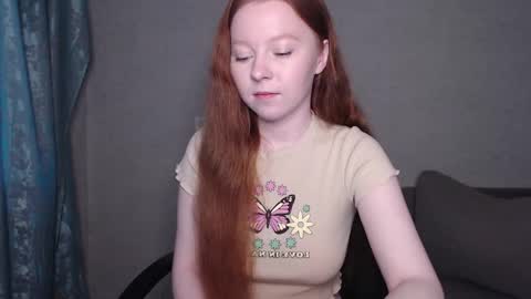 Snapshot of _damnbaby chatting on 02.01.25 _damnbaby online show from 02.01.25