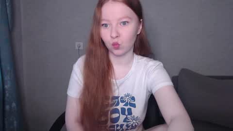 Snapshot of _damnbaby chatting on 11.07.25 _damnbaby online show from 11.07.25