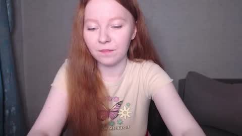 Snapshot of _damnbaby chatting on 12.01.25 _damnbaby online show from 12.01.25