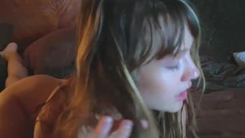 DemiDee online show from 02.15.25