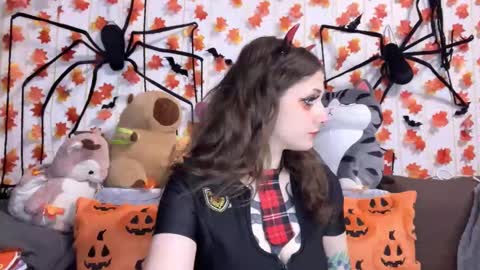 Kate online show from 09.30.25