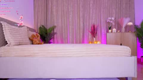 Just Dia online show from 01.12.26