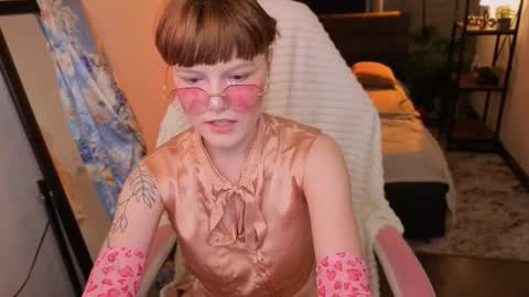 Luna    online show from 02.27.26