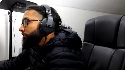 Snapshot of _el_care_chimba chatting on 12.20.25 _el_care_chimba online show from 12.20.25