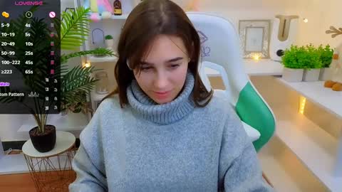 Lizzy  online show from 01.25.25