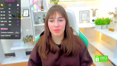 Lizzy  online show from 02.10.25