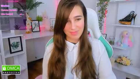 Lizzy  online show from 10.18.25