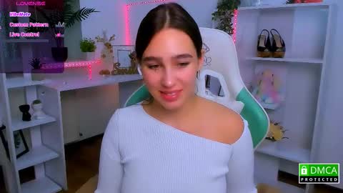 Lizzy  online show from 11.26.25