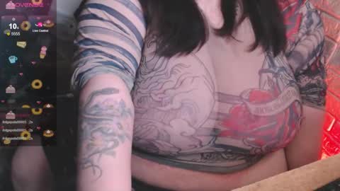 LIsa online show from 12.17.25