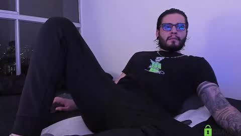  -         online show from 11.08.25