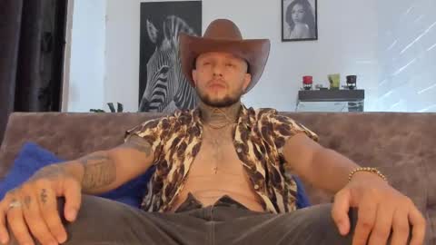 Emilio online show from 02.11.25