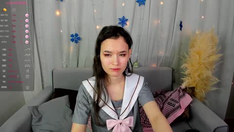 Snapshot of _emily__strike_ chatting on 12.15.24 _emily__strike_ online show from 12.15.24