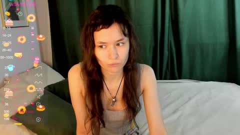 Snapshot of _emily__strike_ chatting on 10.01.25 _emily__strike_ online show from 10.01.25