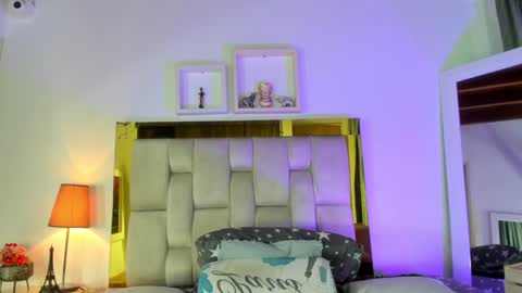 Isabella online show from 01.14.25