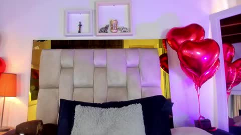 Isabella online show from 02.15.25