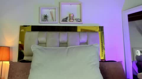 Isabella online show from 10.10.25