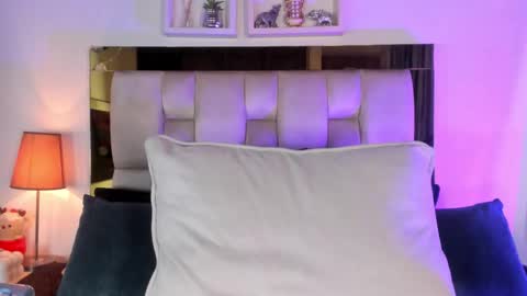 Isabella online show from 02.10.26