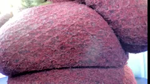 Emily  online show from 11.04.25