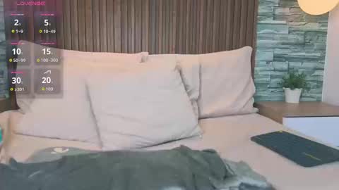  emily skinny online show from 03.17.26