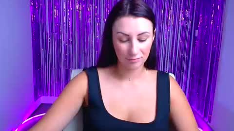 Emma online show from 09.11.25