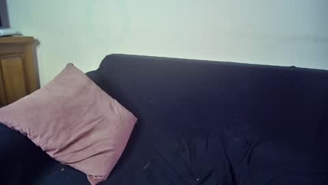 Emma Sugar online show from 04.28.26