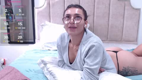Snapshot of _ericavanderhill_ chatting on 02.17.25  Erica Vanderhill  online show from 02.17.25