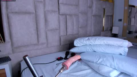 _eris_rose online show from 11.05.25