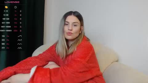 _esmeraldiyaa_ online show from 12.09.24