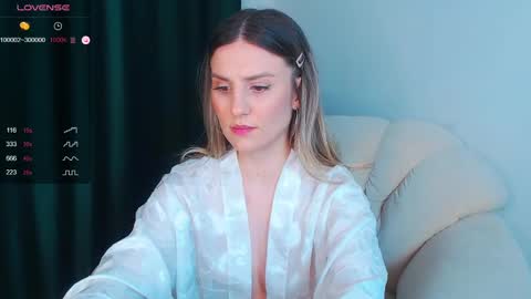 _esmeraldiyaa_ online show from 01.06.25