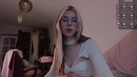 Eva online show from 04.26.26