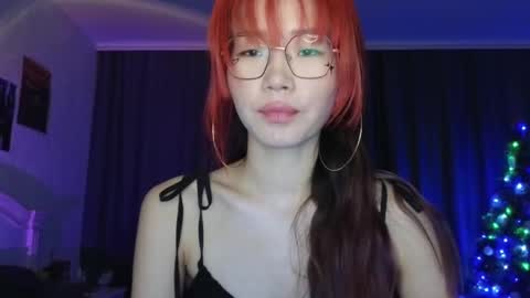 EveEva online show from 12.22.24