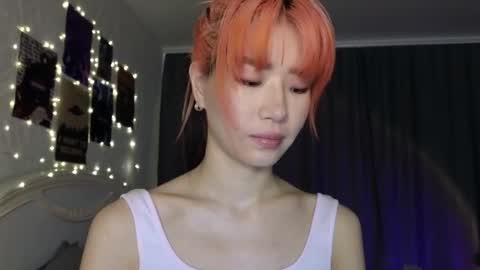 EveEva online show from 03.05.25