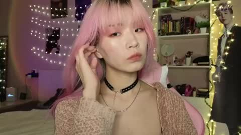 EveEva online show from 03.10.26