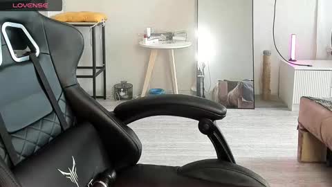 Alis online show from 11.20.25