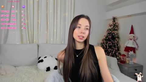 Snapshot of _fluffybunny_ chatting on 12.18.25 Goldy Grace online show from 12.18.25