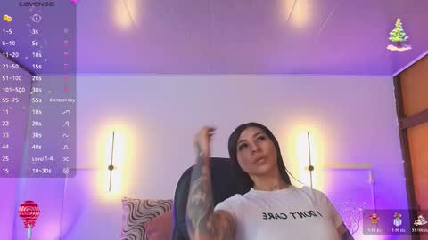 Snapshot of _gaby1 chatting on 11.28.25 Juliana Gaby Kloe online show from 11.28.25