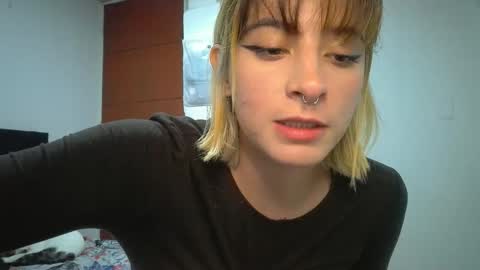 Mia-foster online show from 05.11.26
