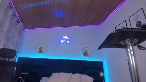 Gia Rose online show from 02.12.25