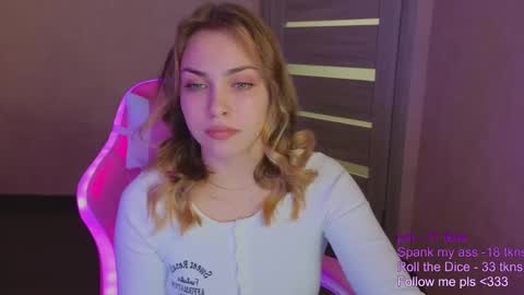 Snapshot of _gravity chatting on 01.30.25 _gravity online show from 01.30.25